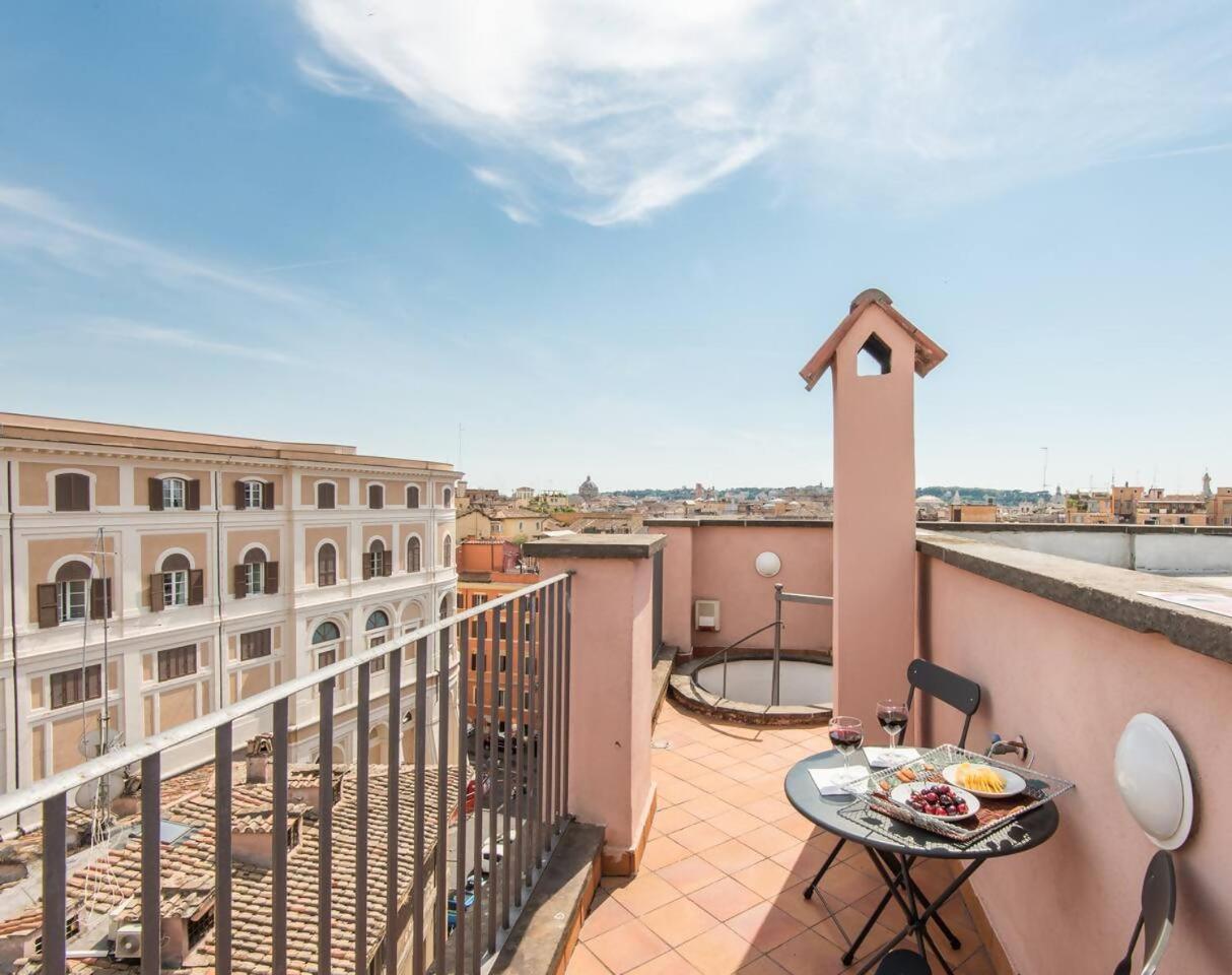 Apartament Trevi Luxury With Terrace Rzym Zewnętrze zdjęcie